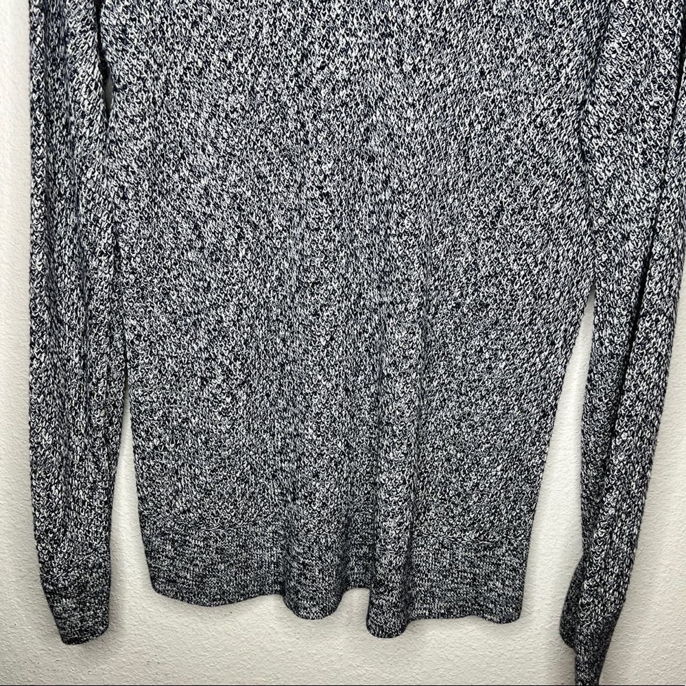 Loft‎ Sweater - Picture 3 of 8